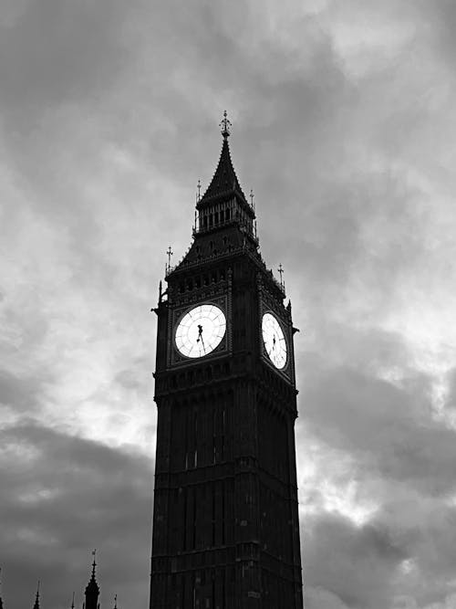 Fotobanka s bezplatnými fotkami na tému Big Ben, čiernobiely, čierny a biely