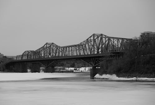 Fotos de stock gratuitas de blanco y negro, Canadá, conexión