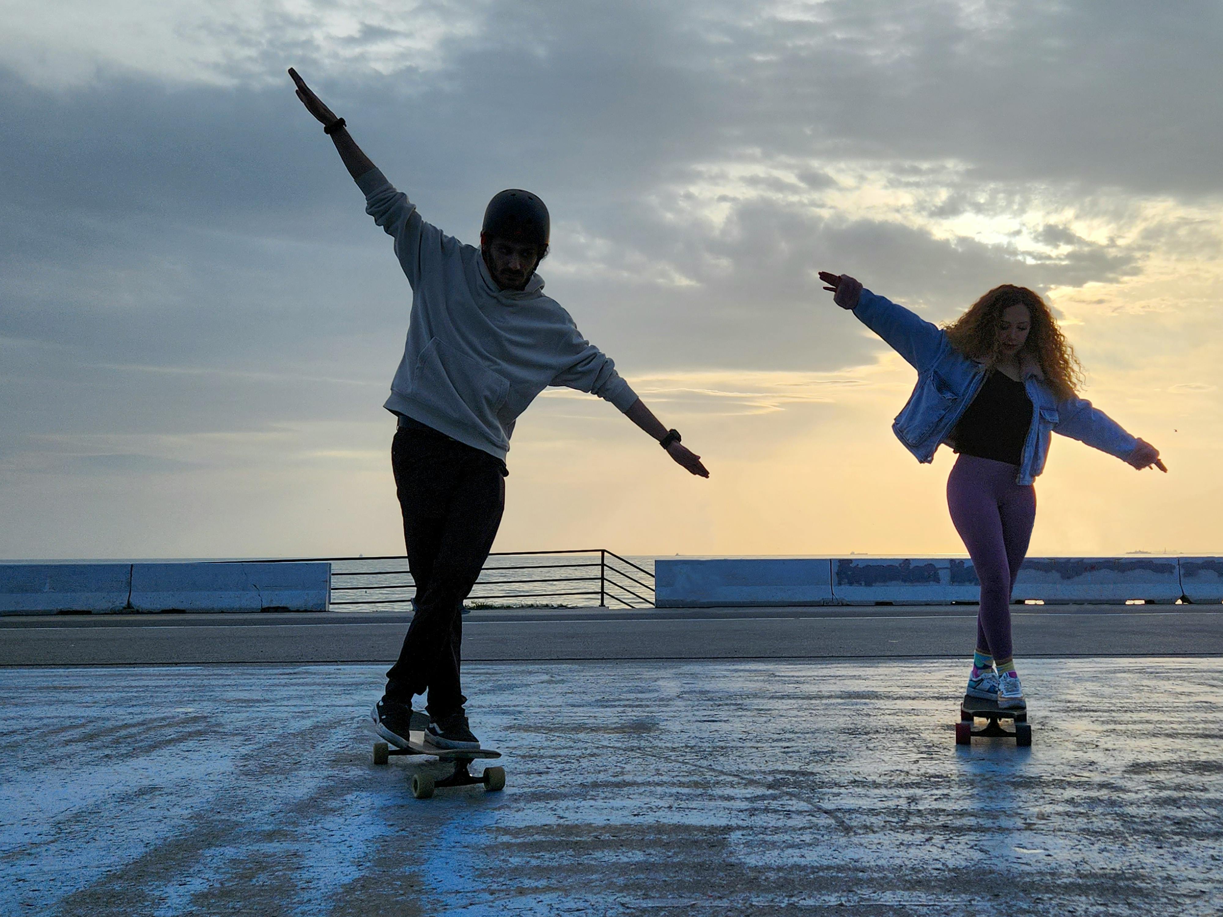 Longboard Dancing · Free Stock Photo