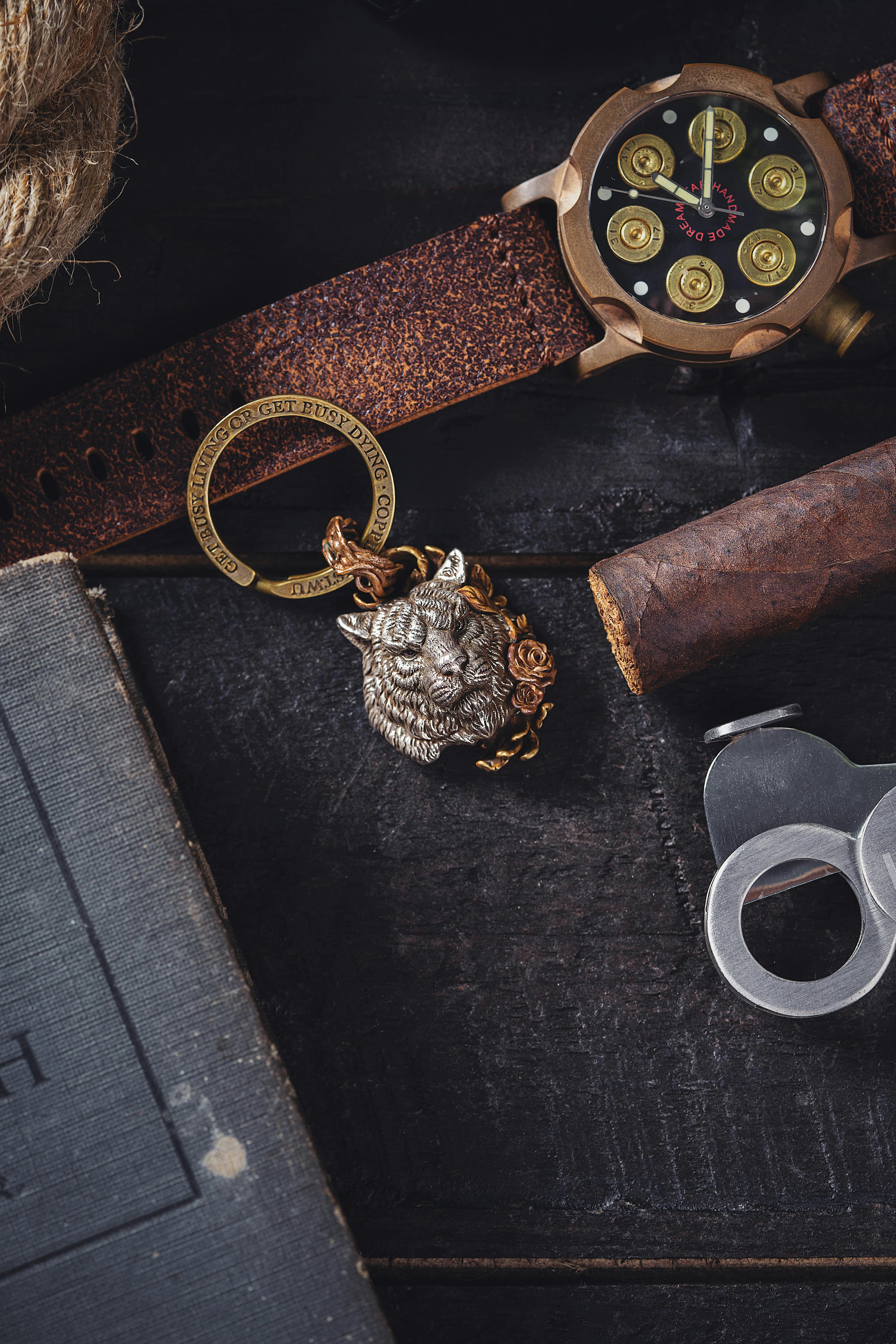 Menggenggam Peluang: Bisnis Bros Online, Tren yang Tak Lekang Oleh Waktu