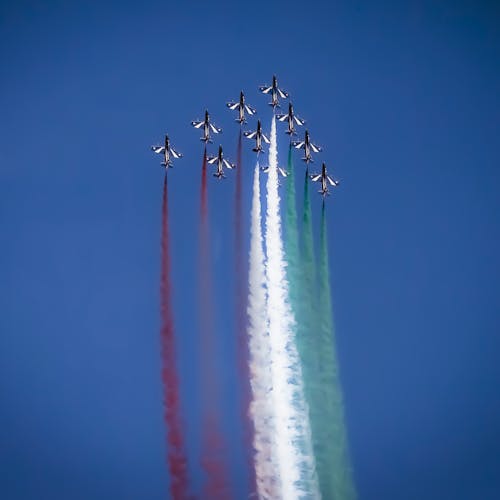 Foto d'estoc gratuïta de aviació, avió f2000-a, avions de combat