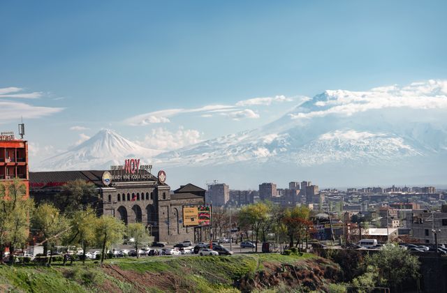 Captivating view of Yerevan cityscape with Mount Ararat in the background. — arriving in Yerevan