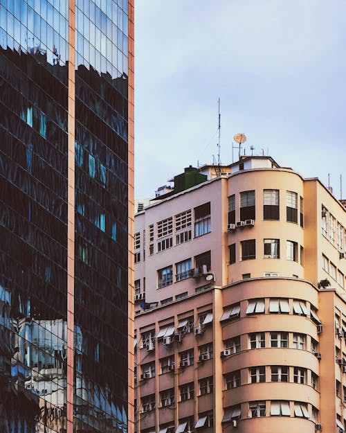 Buildings in a City 