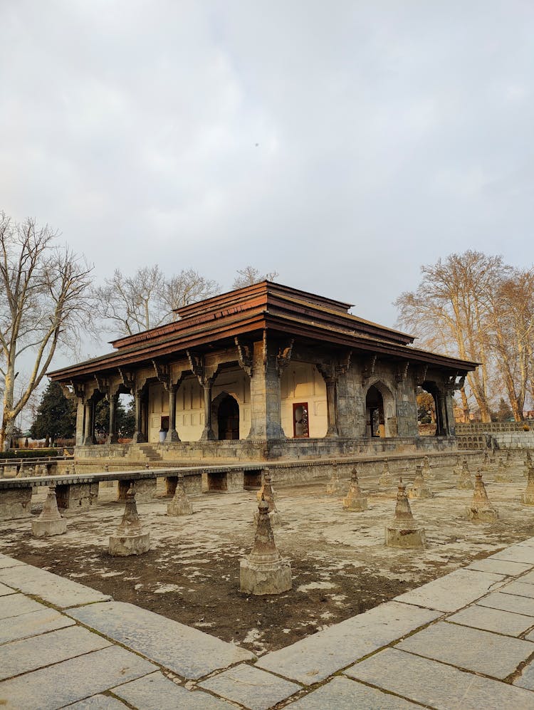 Marble Pavilion In The Shalimar Bagh Mughal Garden, Srinagar, Jammu And Kashmir, India