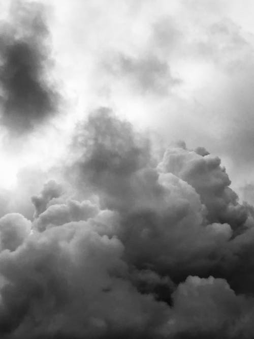 Darmowe zdjęcie z galerii z atmosfera, chmury, czarno-biały