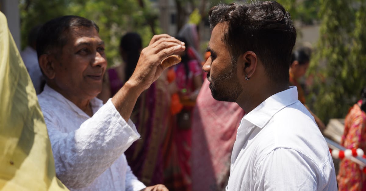 政治:蕭副總統高雄發福袋 期盼國家繁榮與人民團結