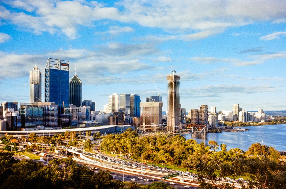Highway Leading to Downtown of Perth, Western Australia · Free Stock Photo
