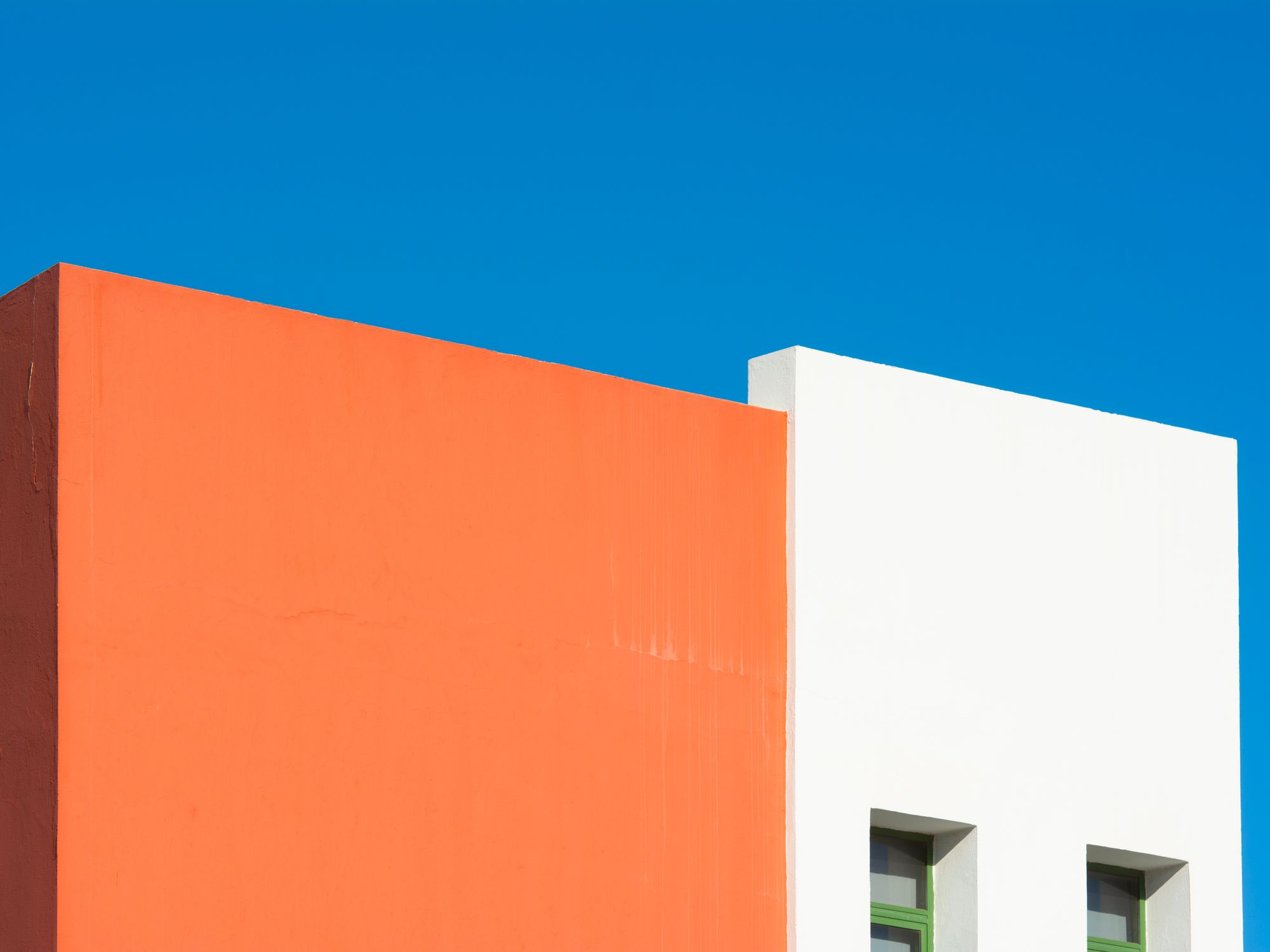 Masonry and Render Painting in Millwall, Tower Hamlets — professional painter and decorator at work
