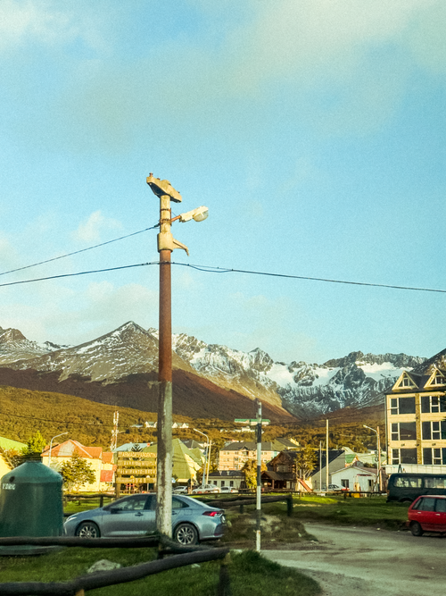 Free Captivating landscape of Ushuaia with mountains and buildings under a clear sky. Stock Photo