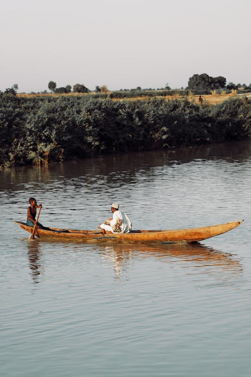 Fotobanka s bezplatnými fotkami na tému dedinský, kanoe, loď