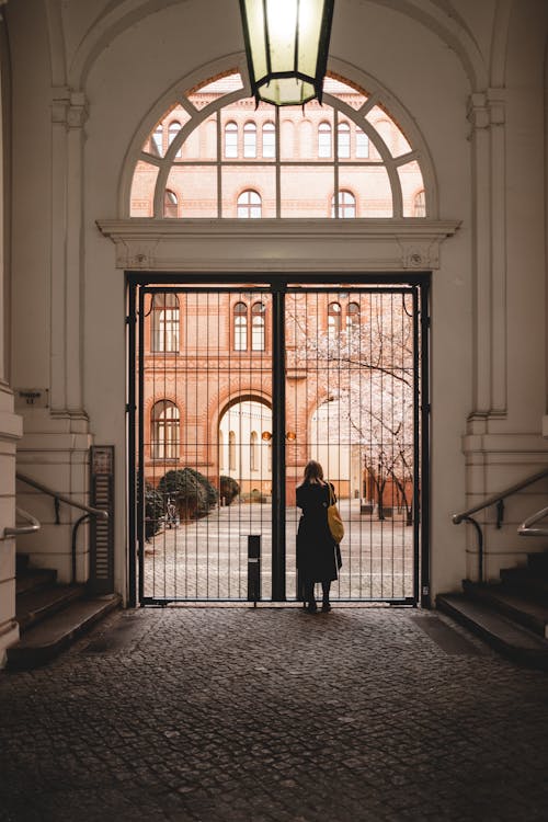 Kostenloses Stock Foto zu bogen, eingang, eingänge