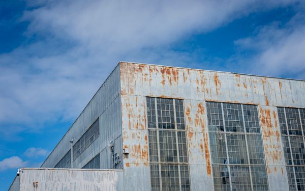 Phoenix Industrial Vacancy Posts Largest Drop in Four Years as Demand Rebounds