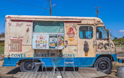 Truck with Ice Cream