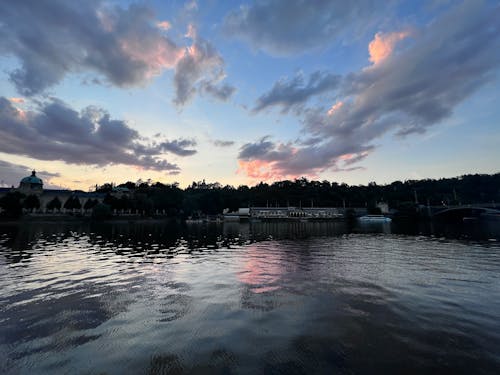 Gratis lagerfoto af flod, flod ved solnedgang, iPhone