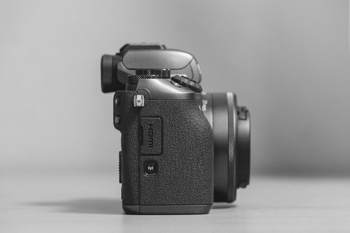 Side-view Close-up Photo of Dslr Camera · Free Stock Photo