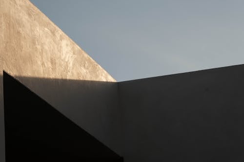 ローアングルショット, 壁, 太陽に照らされたの無料の写真素材