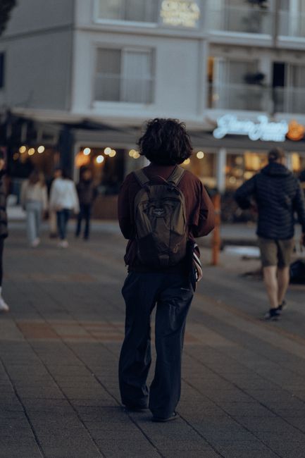 Mastering the Art of Personal Space in Packed Sidewalks