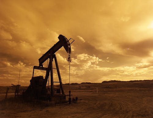 Free Industrial Machine during Golden Hour Stock Photo