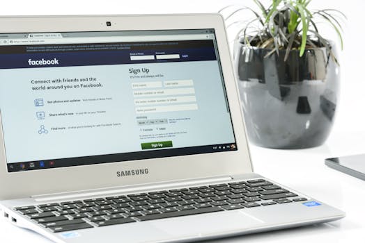 Các câu hỏi thường gặp khi chạy quảng cáo facebook ads Facebook-login-office-laptop-business-162622