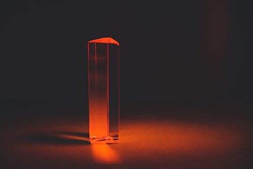 Foto profissional grátis de cristal, escuro, forma geométrica