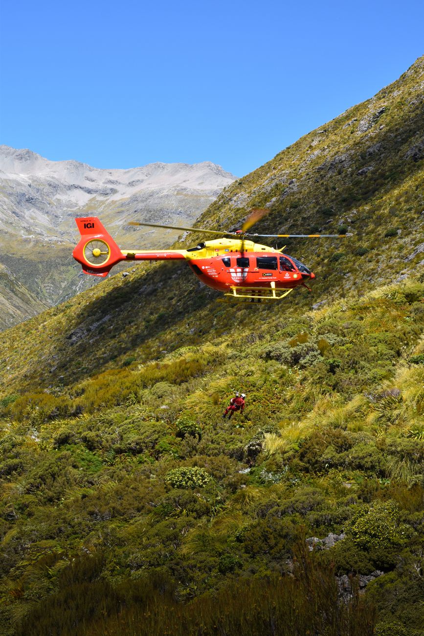 EMT Ran 1.5 Miles up 1,000 Feet of Elevation in 31 Minutes to Get Blood Transfusion for Injured Climber
