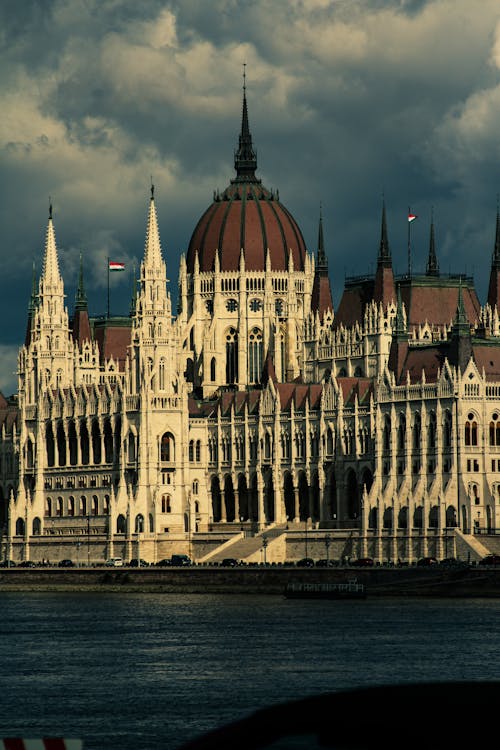 Fotos de stock gratuitas de adornado, Budapest, ciudad