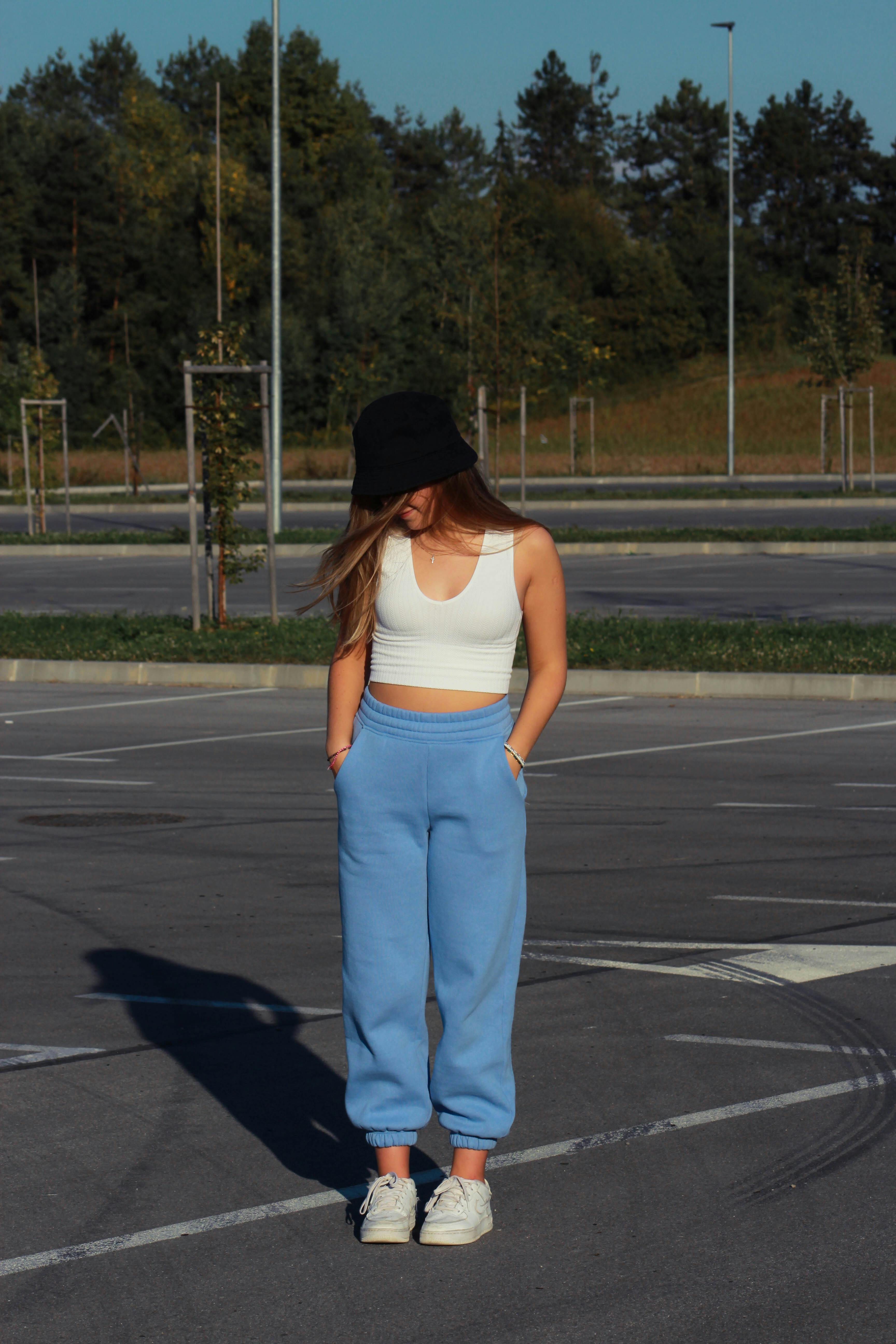 Light Blue Tapered Pants with Light Blue Pants Outfits For Women (7 ideas &  outfits) | Lookastic