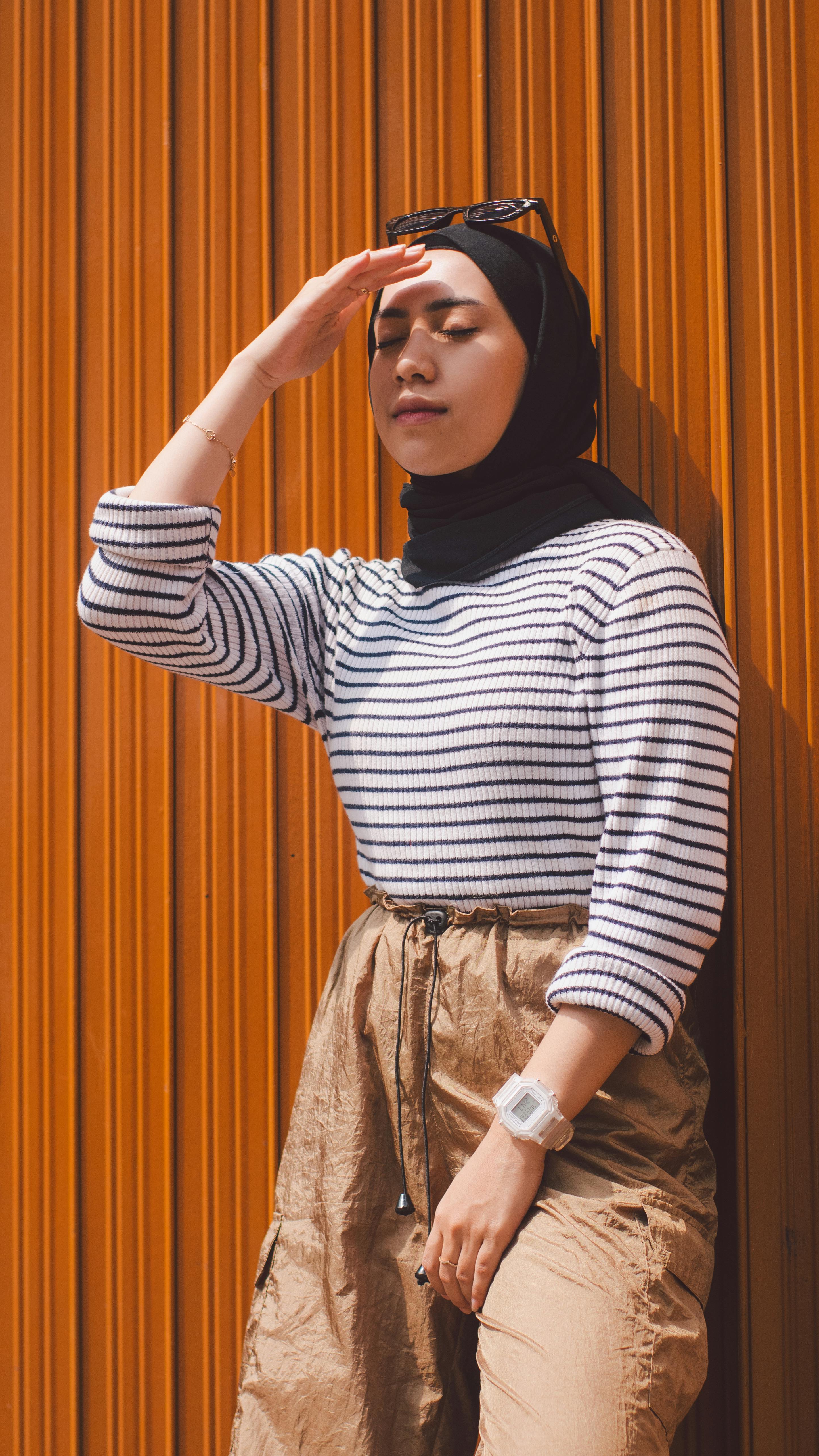 Kemeja Oversized and A Scarf OOTD  Article posted by jihanpachria