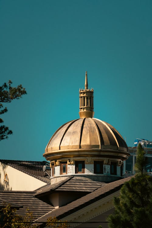 Sunlit Dome under Clear Sky