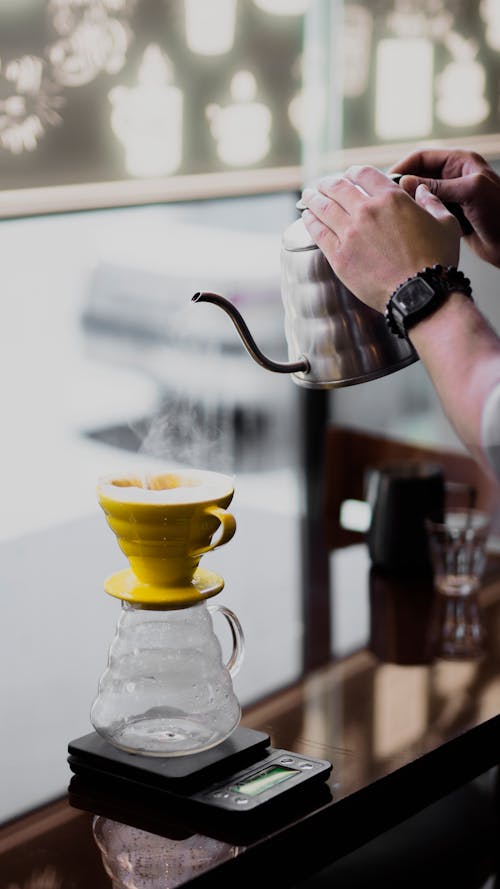 Δωρεάν στοκ φωτογραφιών με barista, bokeh, άνθρωπος