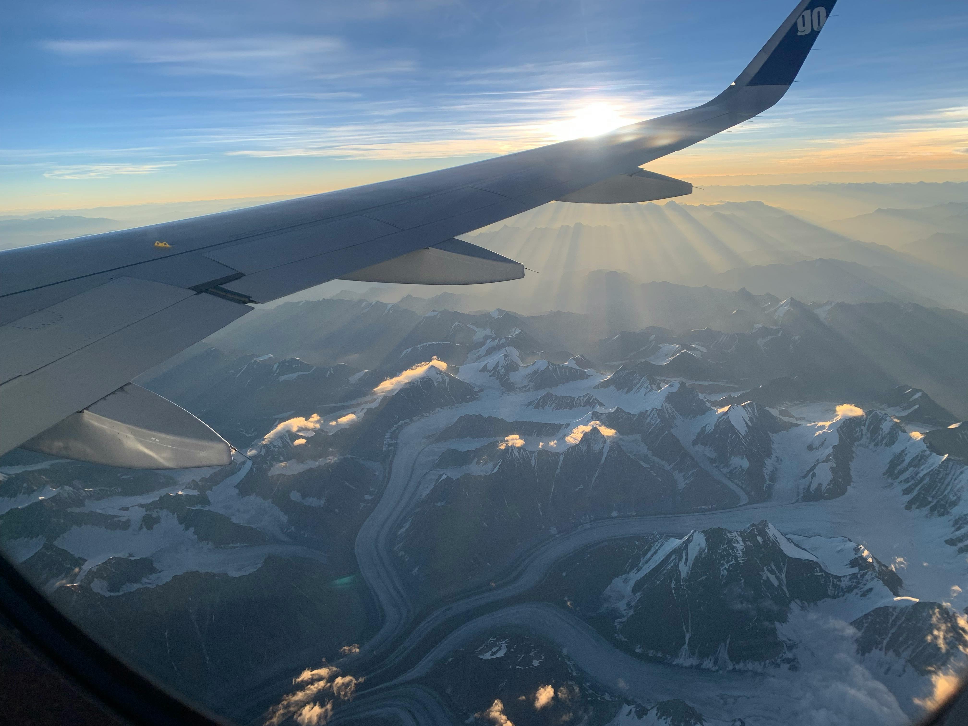 Considering Delta SkyMiles Gold AmEx? Look at General Travel Cards, Too — Photo by Aabhas Anand on Pexels