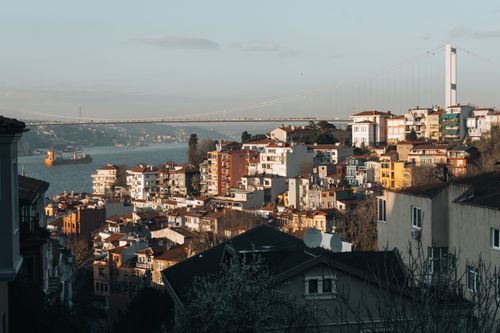 Free A stunning aerial view of Istanbul's urban landscape featuring the iconic Bosphorus Bridge. Stock Photo