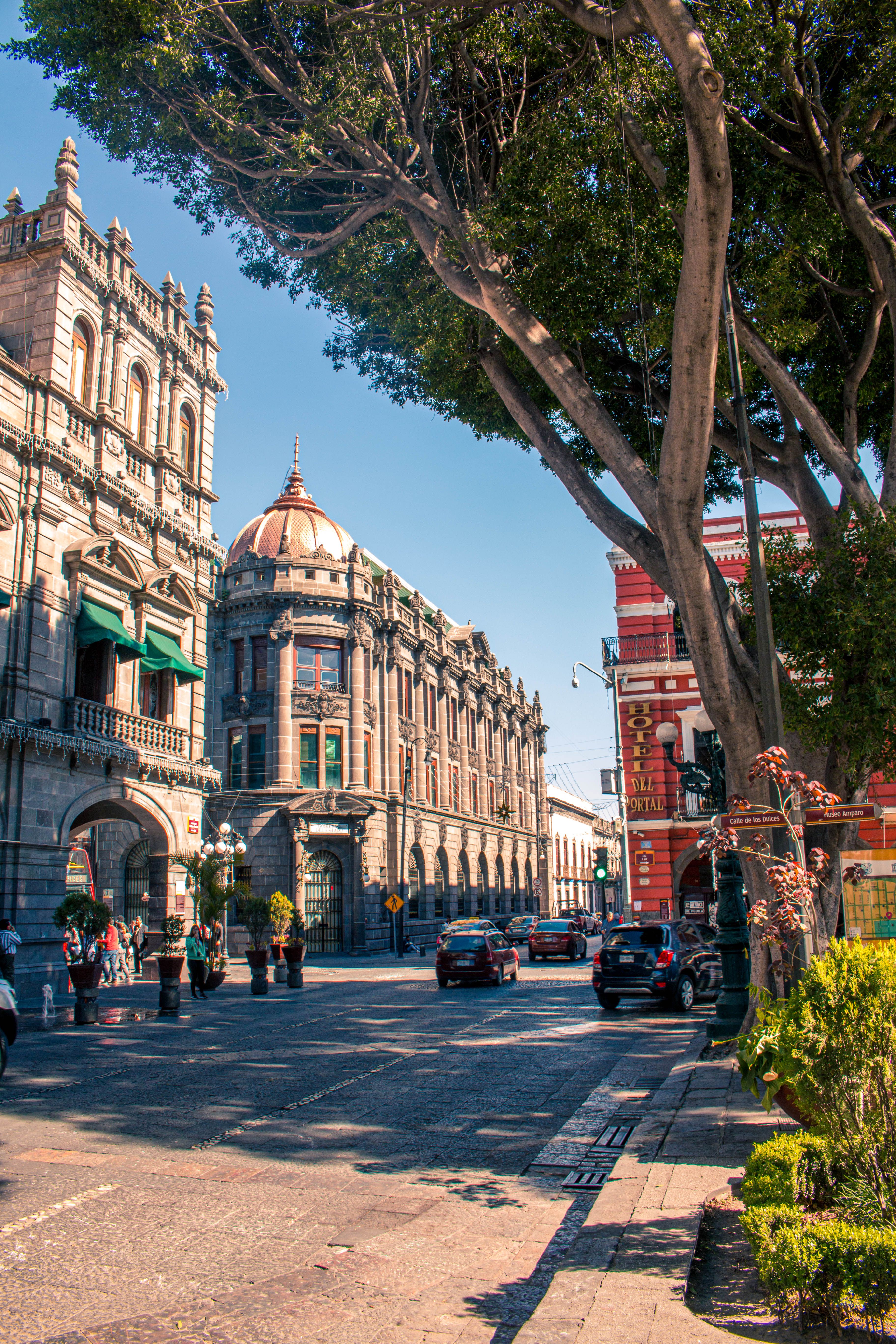 Antiguo Banco Oriental in Mexico City · Free Stock Photo