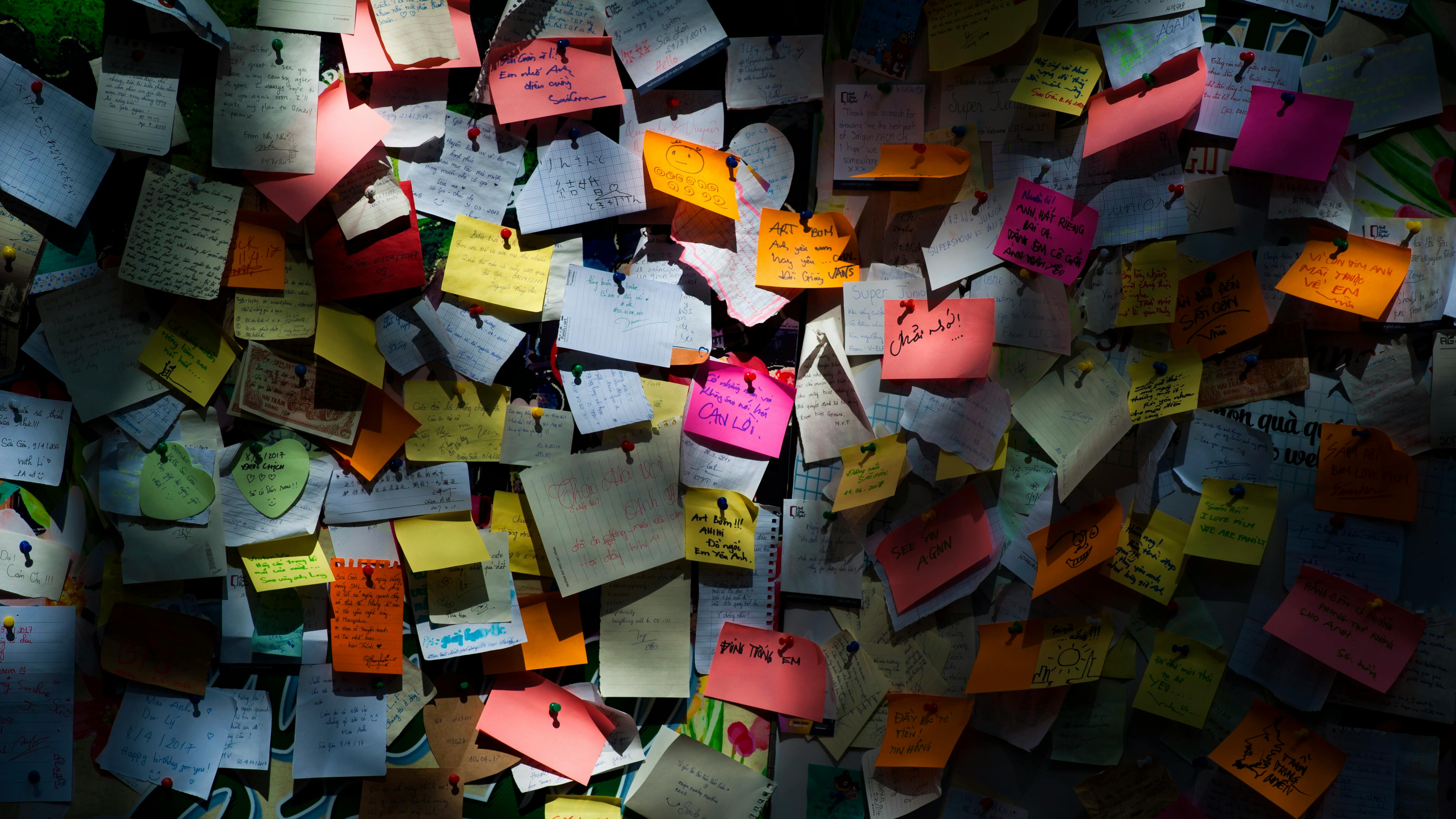 161,390 Post It Stock Photos, High-Res Pictures, and Images