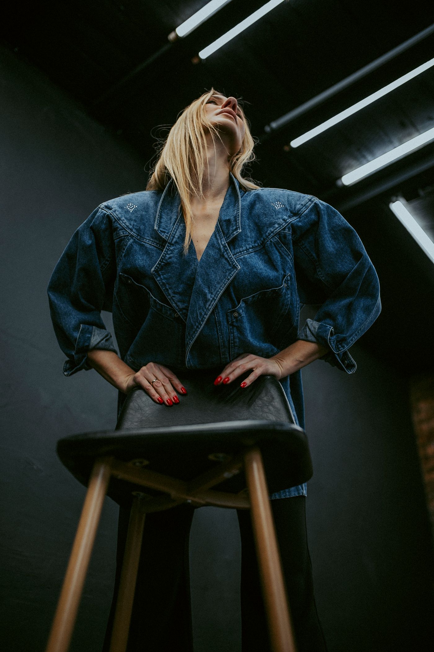 Look de sastrería relajada de Atelier Norte