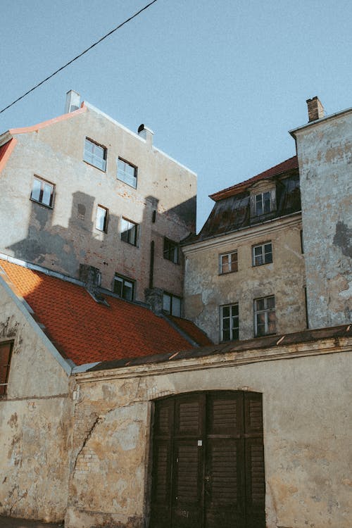 Fotos de stock gratuitas de arquitectura tradicional, casas, cerca