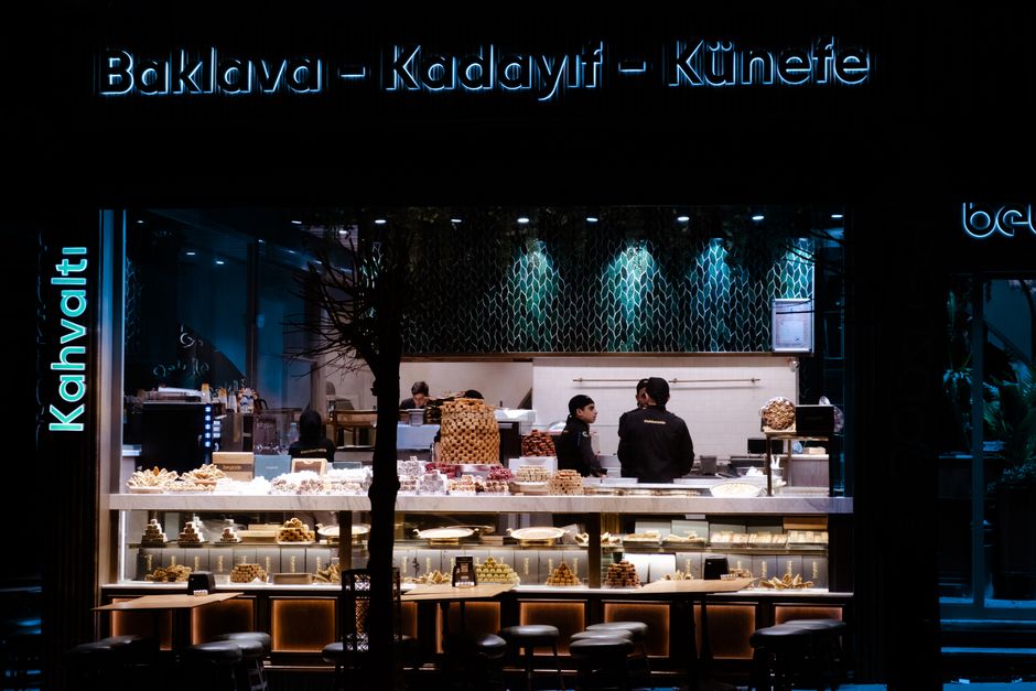 Bakeries & cafes