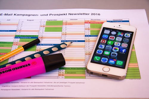 Turned on Iphone 5 on Prospekt Newsletter 2016