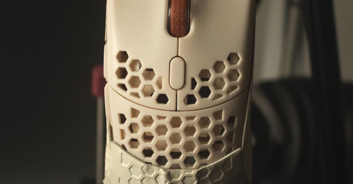 Using The Mouse Close-up of Computer Mouse · Free Stock Photo