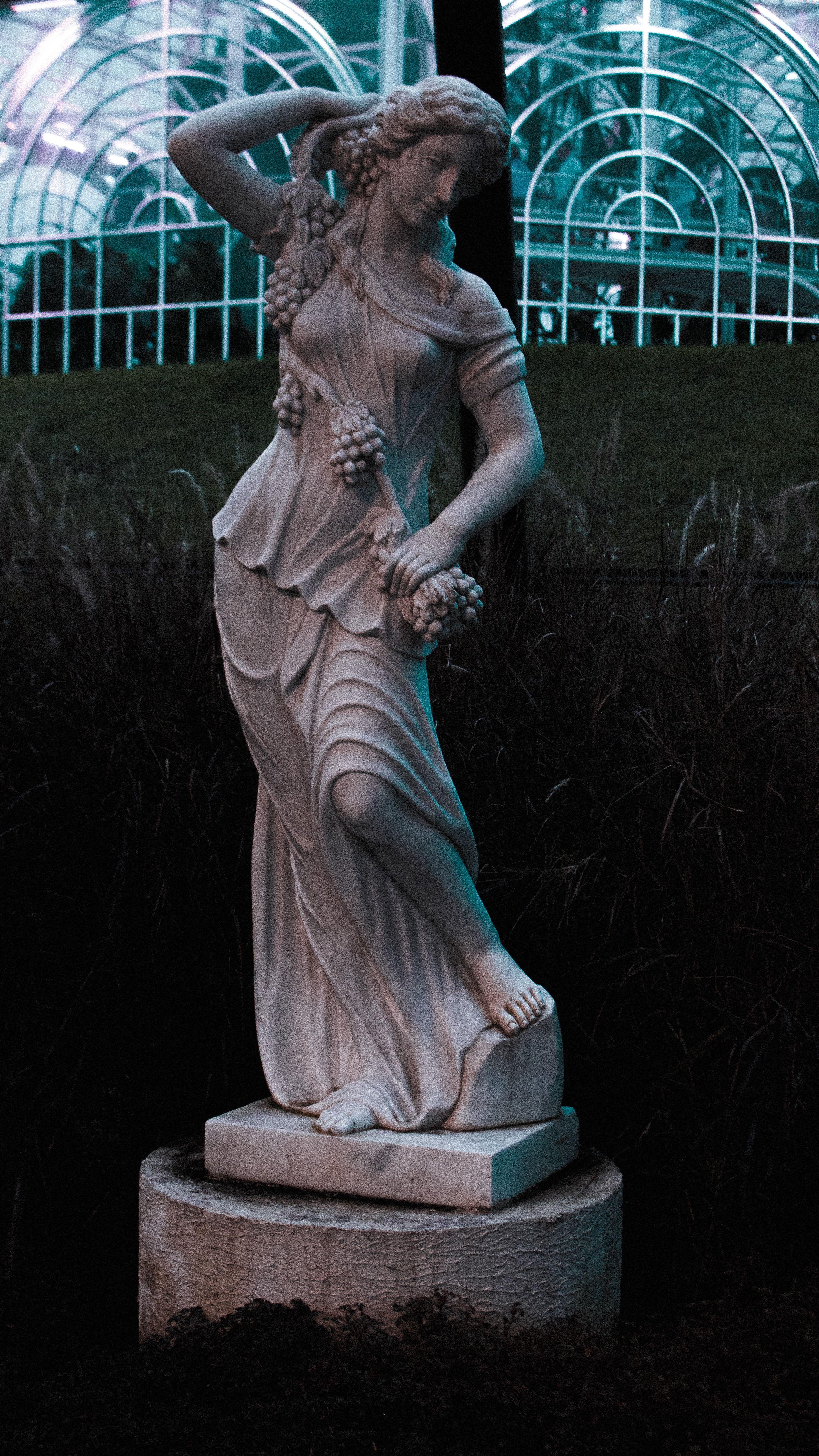 Renaissance Nymph Sculpture · Free Stock Photo