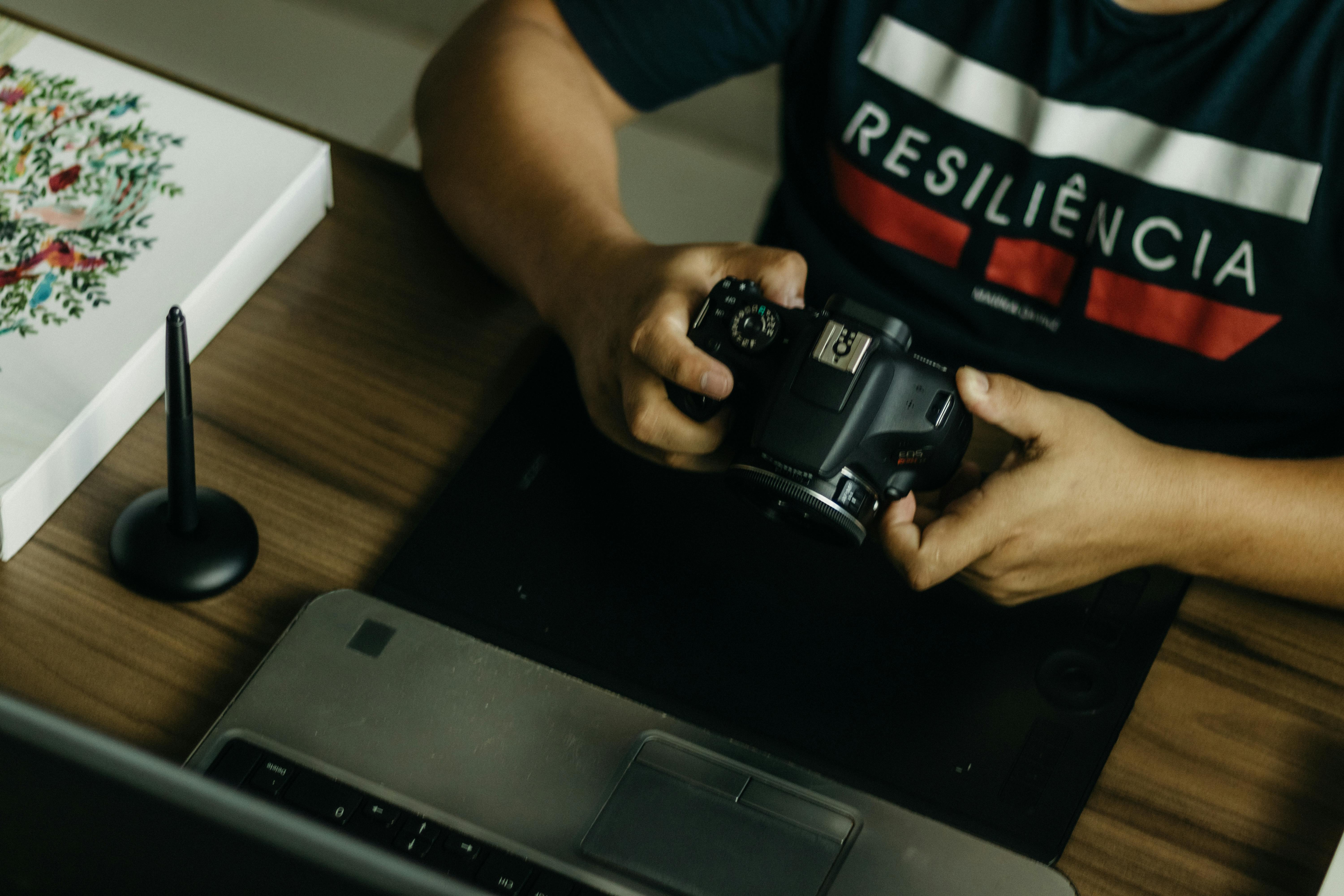 How Photography Compares to Other Creative Hobbies – Is It the Best? — Photo by Kawê  Rodrigues on Pexels