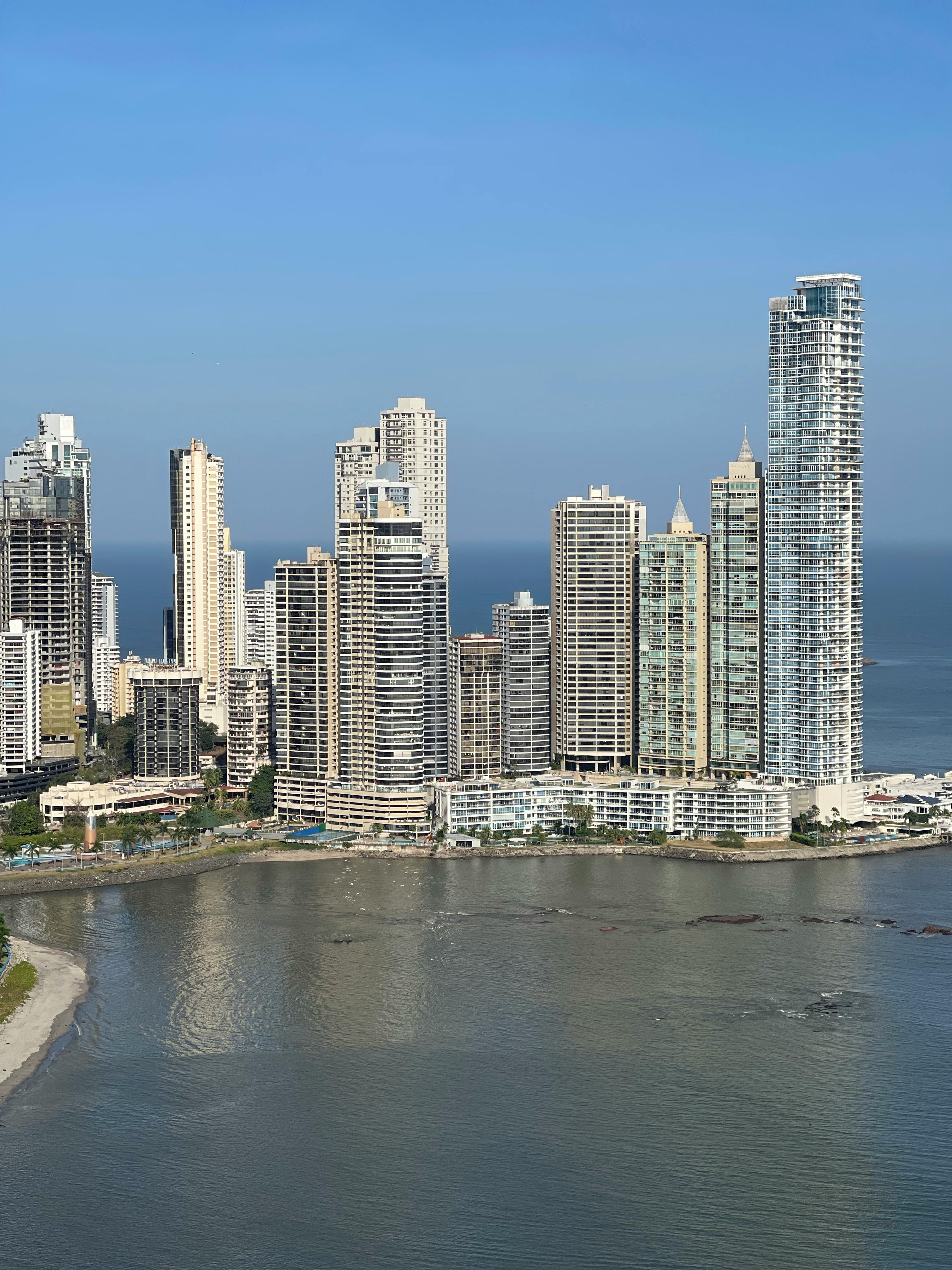 Panamá: qué significa ser un hub comercial entre dos océanos para los negocios
