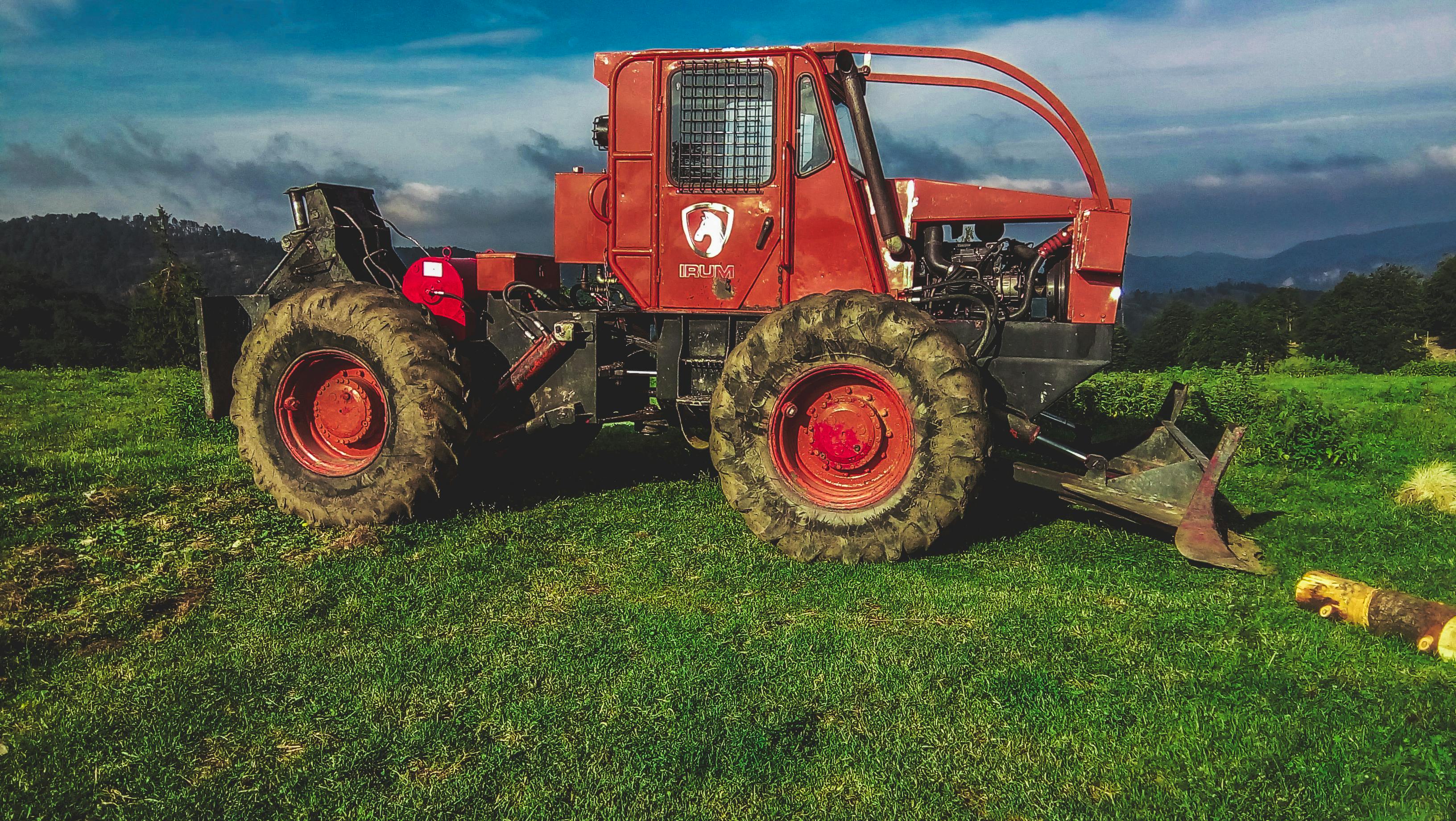 오슬로 피오르를 항해하는 보트