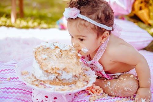 Free Child Eating Birthday Cake Stock Photo