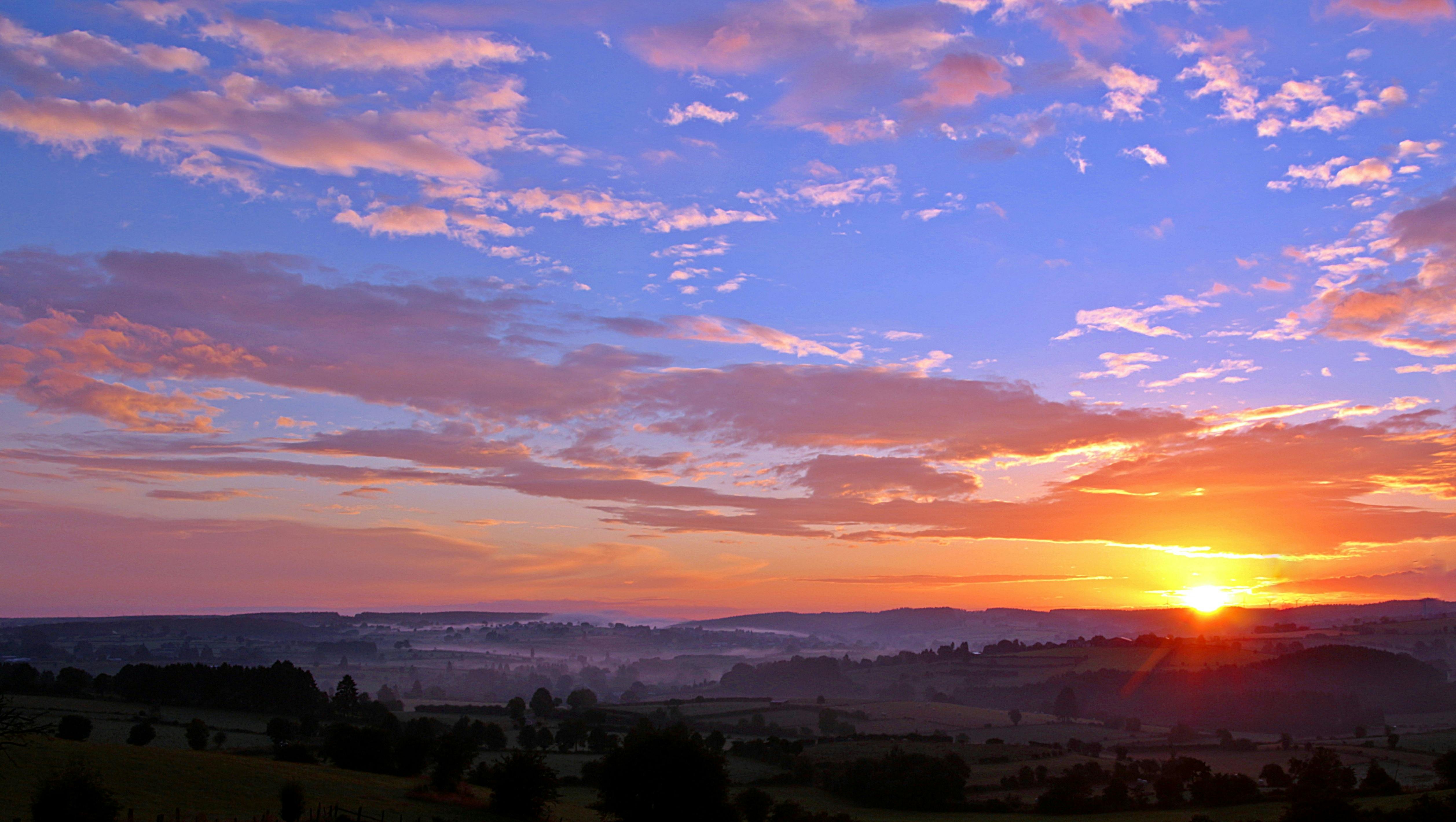 Photo Gratuite De Aube Ciel Collines