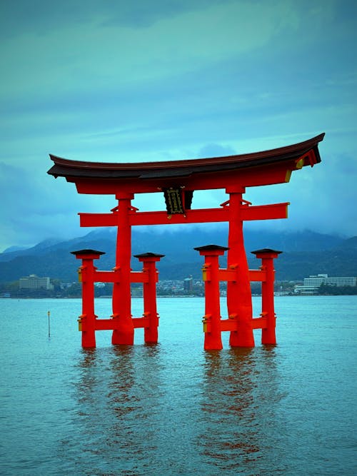 Ilmainen kuvapankkikuva tunnisteilla japanilainen käsikirjoitus, puinen palikka, punainen väri