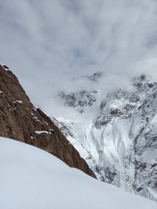 Free Breathtaking view of snow-covered mountains in Phander Valley, perfect for winter landscapes. Stock Photo