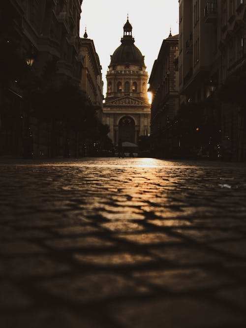 Foto profissional grátis de basílica de santo estêvão, Budapeste, cair da noite