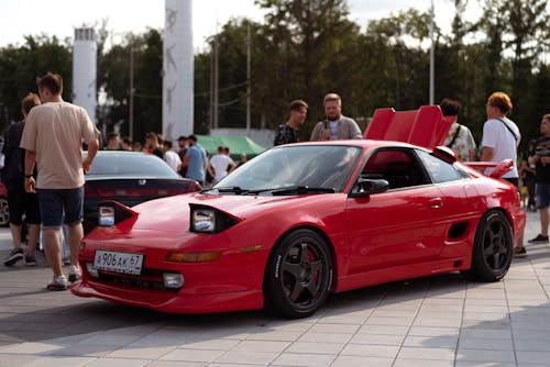 Kostenloses Stock Foto zu auto, fahrzeug, menschen