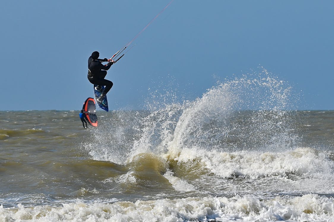 Foto d'estoc gratuïta de golf, kite surfer, Salt